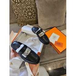 Hermes slipper