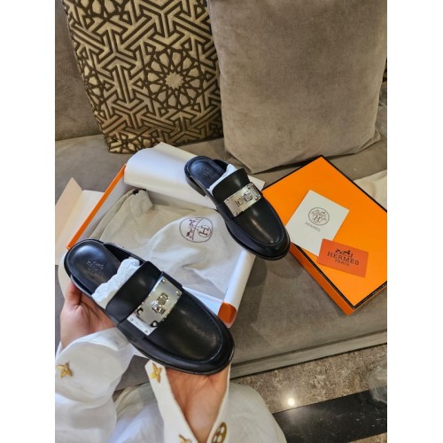 Hermes slipper