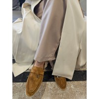 Loro piana flat