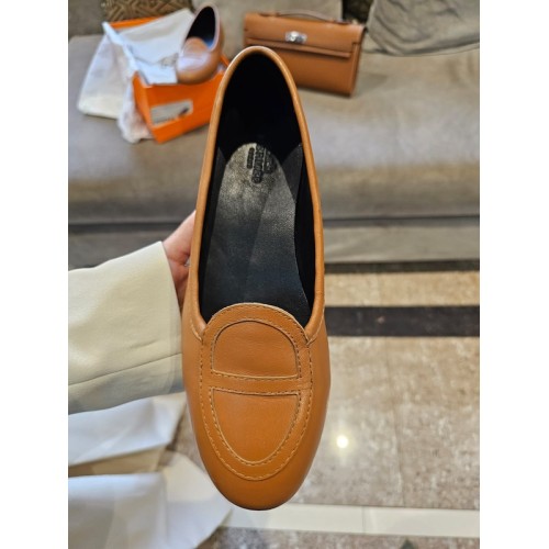 Hermes flat