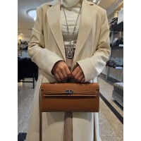 Hermes clutch 