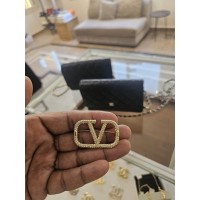 Valentino brooch M