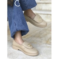 Chanel flat