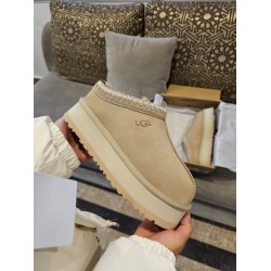 UGG slipper