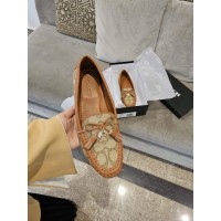 Coach flat