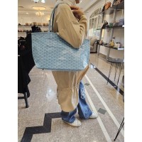 Goyard bag