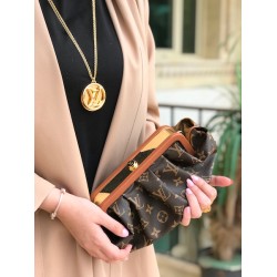 LV Clutch 